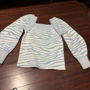 BRAND NEW Winter Sweater - Warm White & Blue Zebra Pattern Long Sleeve - Cuffed